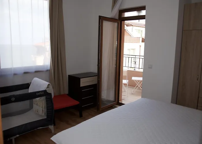 Maria Apartmanhotel Carevo